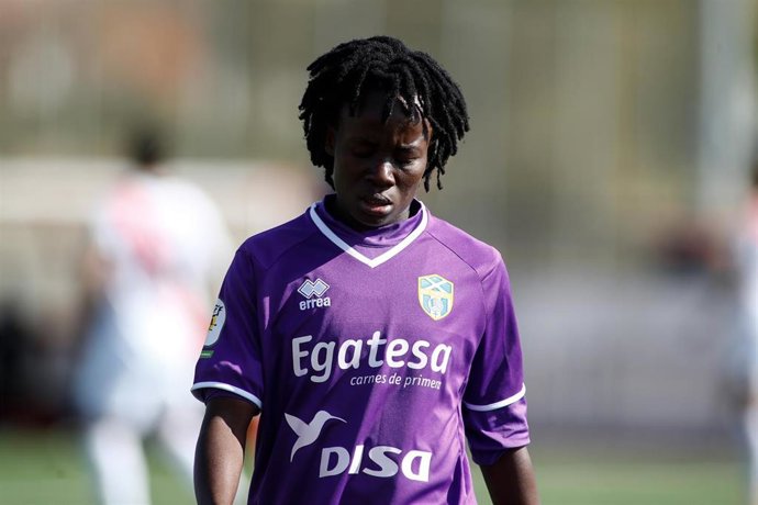 Ange Koko, jugadora del Granadilla, durante un partido de la Primera Iberdrola 2020-2021