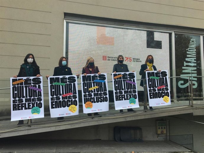 La consellera de Cultura de la Generalitat, ngels Ponsa, presenta la campaña Més cultura'
