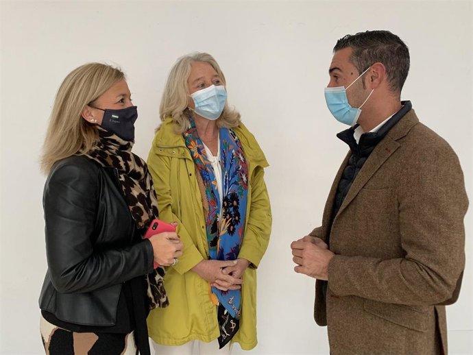 Eva Pajares, Mercedes Colombo y Pablo García conversan sobre el nuevo PGOU de Los Barrios