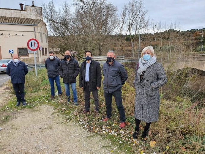 Reunió per redactar el projecte d'ampliació del pont de la TP-2311 a Sarral.