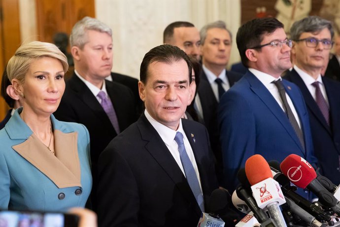 HANDOUT - 05 February 2020, Romania, Bucharest: Romanian Prime Minister Ludovic Orban delivers a press statement after losing a no-confidence vote at the Romanian parliament. Orban's three-month-old minority government was toppled on Wednesdayafter los