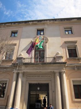 Fachada De La Audiencia Provincial De Jaén