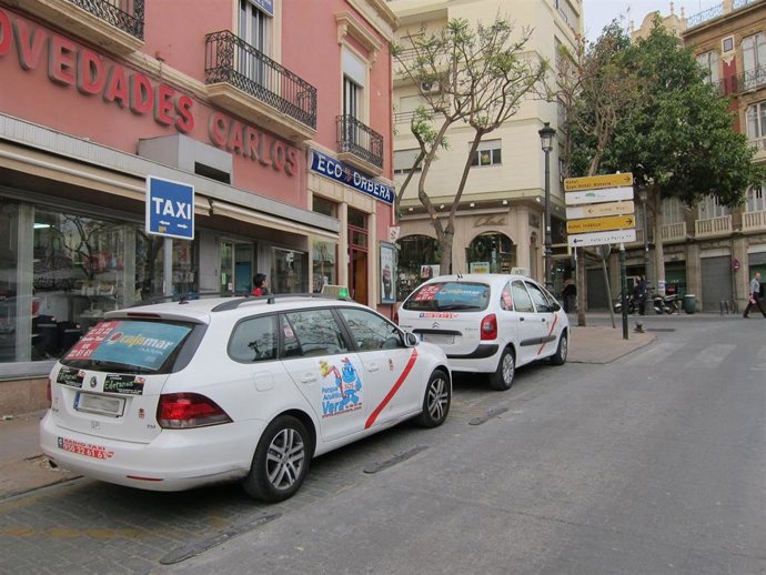 Parada de taxi en Almería