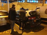 Detenido en Sevilla un joven de 22 años cuando robaba en la casa hermandad de Los Negritos