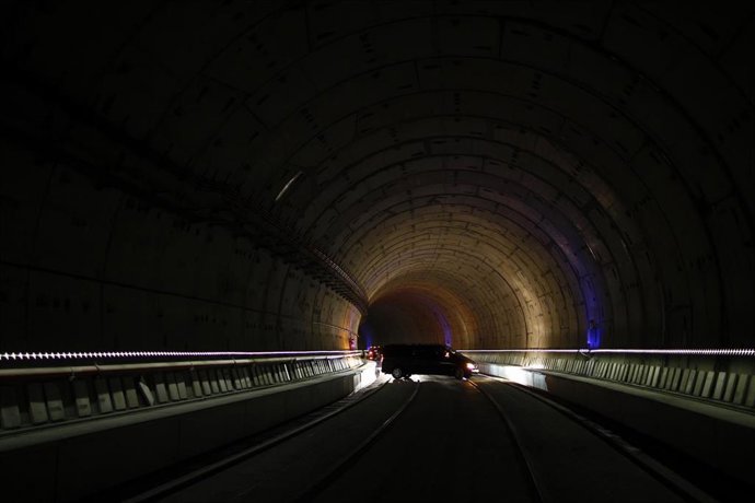Instalaciones del túnel de ancho internacional de Puerta de Atocha y Chamartín, túneles