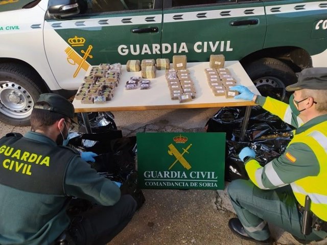 Sustancias incautadas a un conductor en Arcos de Jalón (Soria).