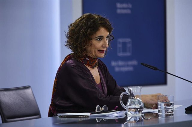 La ministra portavoz y de Hacienda, María Jesús Montero, comparece en rueda de prensa tras el Consejo de Ministros 
