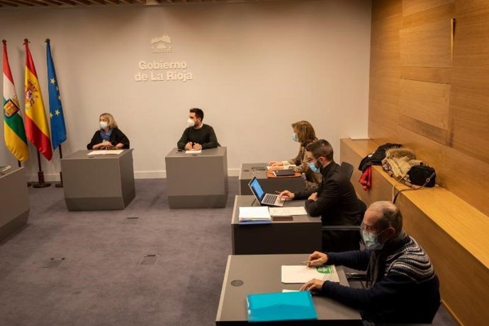 Primera Mesa de la Ganadería Extensiva y el Lobo