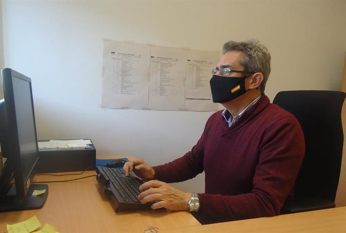 El portavoz del grupo municipal de Vox en el Ayuntamiento de Zaragoza, Julio Calvo