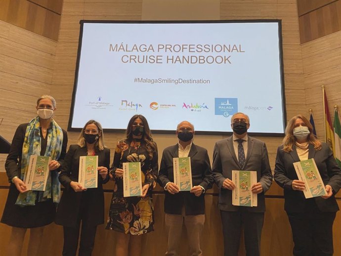 El Ayuntamiento De Málaga Informa: Reenviamos Comunicado Puerto De Málaga Ndp Presentación Professional Cruise Handbook