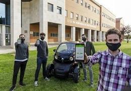 Equipo de la UVA que ha quedado segundo en el Concuro Internacional Renault Twizy Contest.