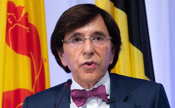 Elio Di Rupo, ministro presidente de la región belga de Valonia