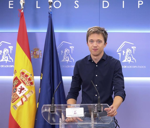 El portavoz de Más País en el Congreso de los Diputados, Íñigo Errejón, ofrece una rueda de prensa antes de la celebración de la Junta de Portavoces en la Cámara Baja, en Madrid (España), a 8 de septiembre de 2020.