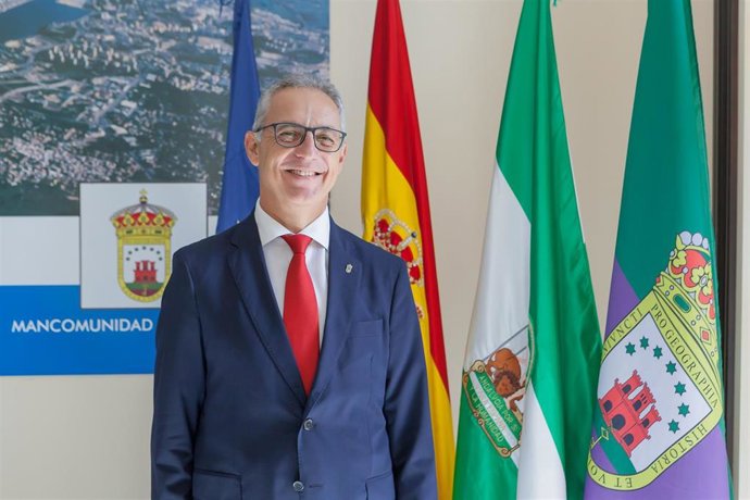 El presidente de la Mancomunidad de Municipios de Campo de Gibraltar, Juan Lozano