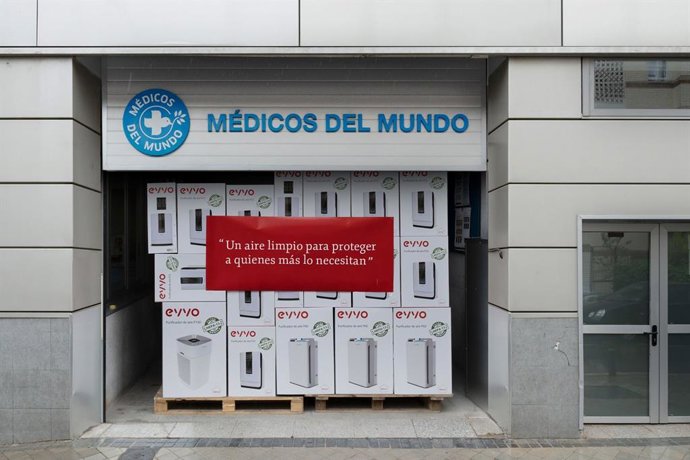 Palé de purificadores de aire de EVVO entregados