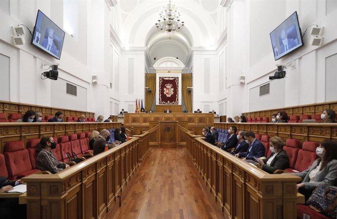 Declaración institucional de las Cortes de C-LM contra la violencia contra las mujeres.