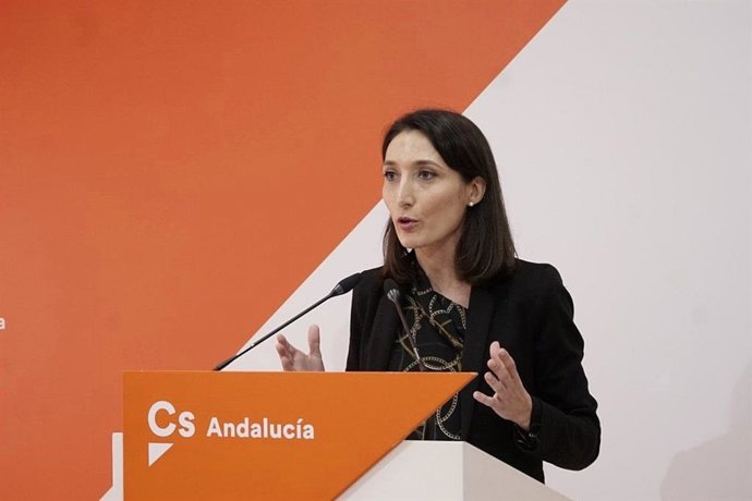 Cs propondrá en los ayuntamientos aumentar el precio-hora de la ayuda a domicilio, "congelado desde hace diez años"