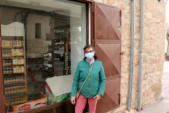La tienda de ultramarinos de Cogolludo volverá  abrir sus puertas tras el cierre que puso fin a 130 años de servicio ininterrumpido