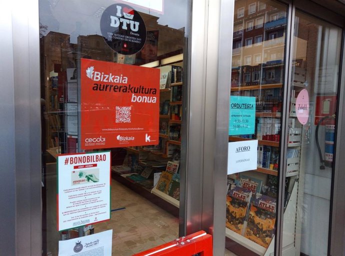 Cartel del Bizkaia Bono Denda en un establecimiento.