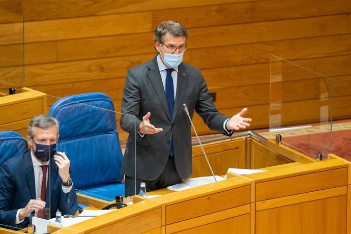 El presidente de la Xunta, Alberto Núñez Feijóo, durante la sesión de control en la Cámara.
