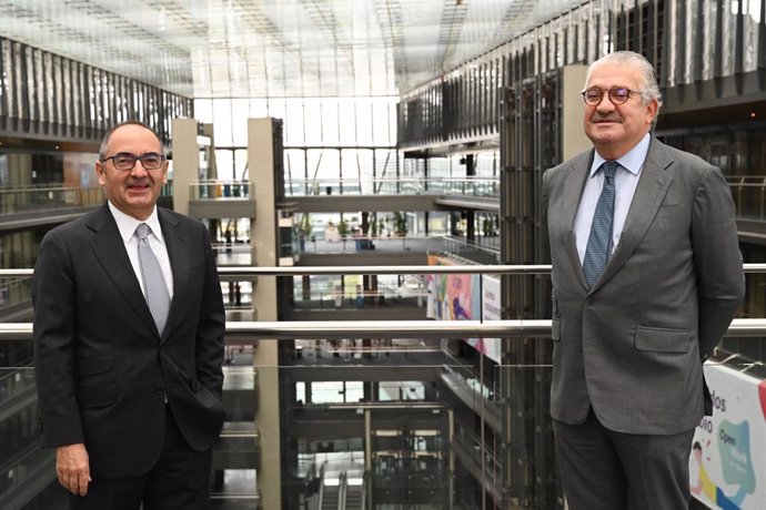 El consejero delegado de Endesa, José Bogas, y el presidente del Spain Investors Day, Benito Berceruelo
