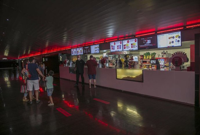 Taquillas de cine del centro comercial Nervión Plaza
