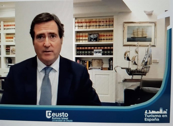 El presidente de la Confederación Española de Organizaciones Empresariales (CEOE), Antonio Garamendi