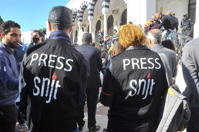 Protesta de periodistas en Túnez
