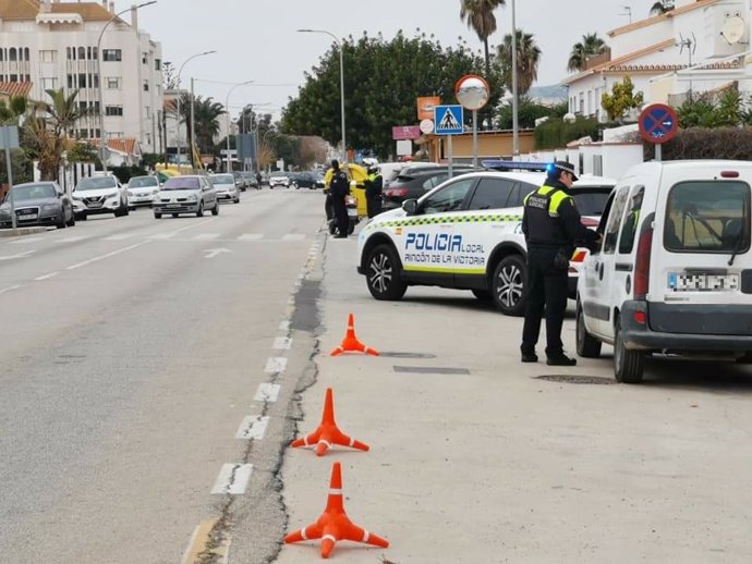 La Policía Local De Rincón De La Victoria Interpone Cerca De 200 Sanciones Por Incumplimiento Del Confinamiento Perimetral Desde Su Entrada En Vigor