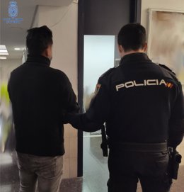 Momento de la detención por parte de la Policía Nacional.