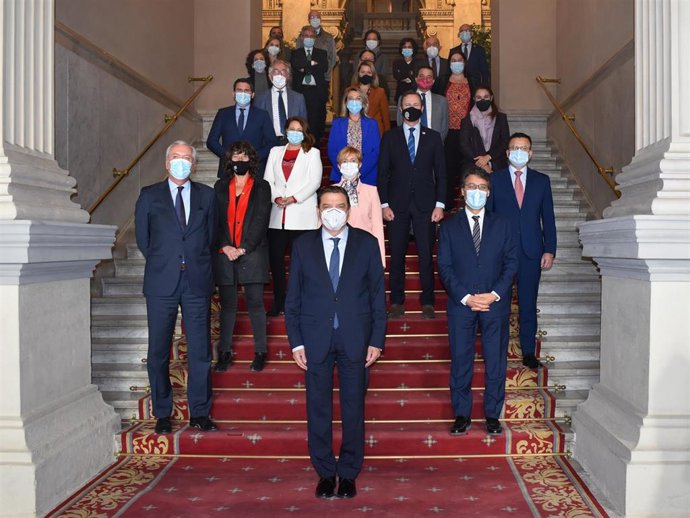 El Ministro De Agricultura, Pesca Y Alimentación Y Los Consejeros Del Área En El Consejo Consultivo De Política Agrícola Para La Administración Comunitaria