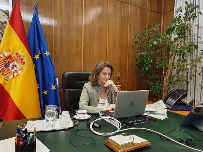 La vicepresidenta cuarta del Gobierno y ministra para la Transición Ecológica y Reto Demográfico, Teresa Ribera, participa en la reunión del grupo REACH EU (Foto de archivo).