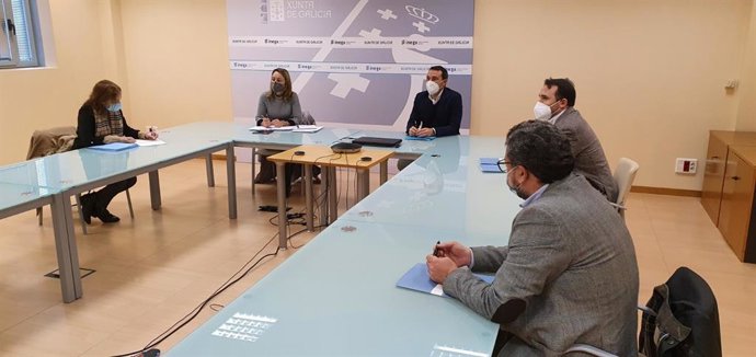 Reunión de la COMG y el ICOG con la directora xeral de Planificación Enerxética e Recursos Naturais de la Xunta
