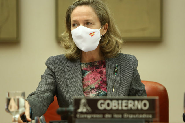 La vicepresidenta Tercera del Gobierno, Nadia Calviño, comparece en la comisión de Asuntos Económicos y Transformación Digital del Congreso de los Diputados, a 9 de diciembre de 2020.