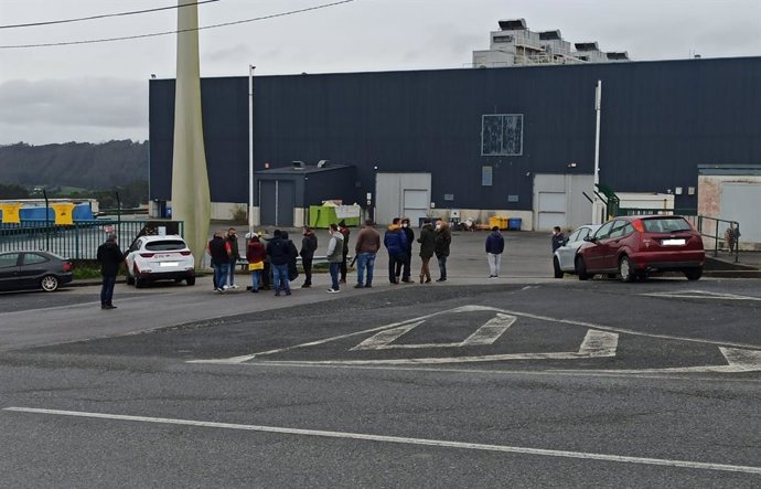 Trabajadores en las instalaciones de Siemens Gamesa, en As Somozas (A Coruña)