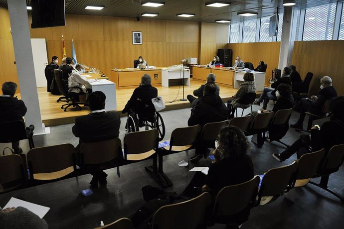 Juicio contra  ex dirigentes locales de O Carballiño (Ourense) por prevaricación