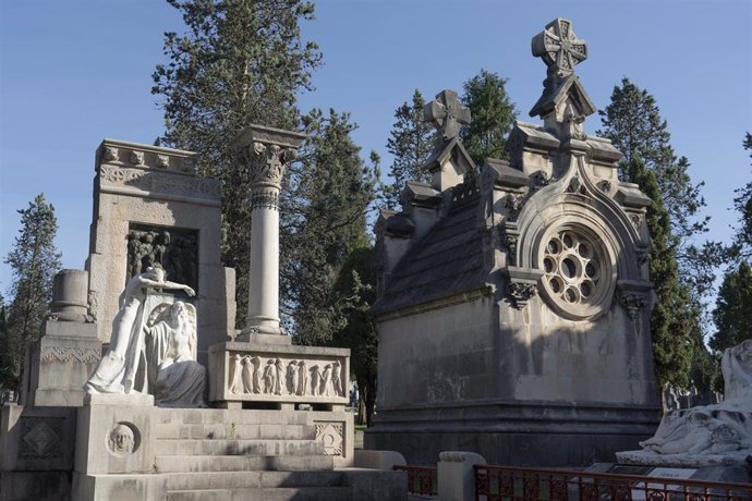 Uno de los panteones pertenecientes al Cementerio de Derio (Bizkaia)