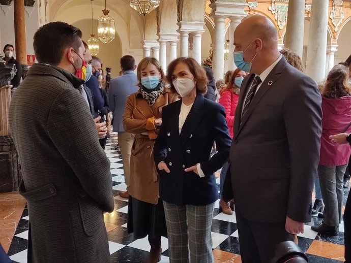 Carmen Calvo durante su visita a la Diputación de Córdoba.
