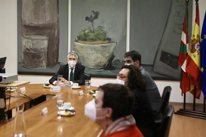 El ministro del Interior, Fernando Grande-Maraska, durante su comparecencia en San Sebastián