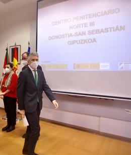 El ministro del Interior, Fernando Grande-Marlaska, durante la presentación del proyecto de nuevo centro penitenciario de Zubieta, en Donosti, Gipuzkoa, Euskadi (España), a 11 de diciembre de 2020.