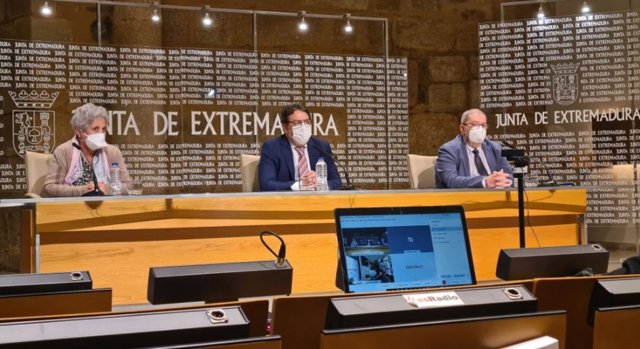 Presentación del Plan de Navidad para las residencias de mayores y dependientes en Extremadura