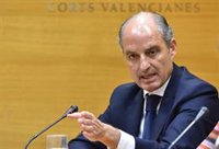 Archivada la causa contra Camps y otros cargos por los contratos para la visita del Papa a València
