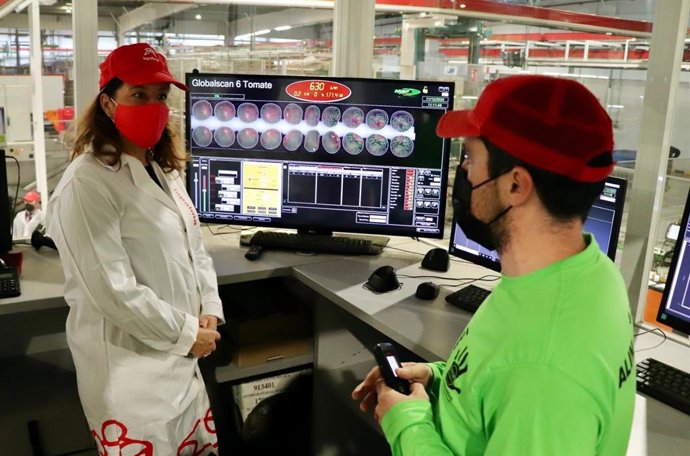 La consejera de Agricultura, Ganadería, Pesca y Desarrollo Sostenible, Carmen Crespo