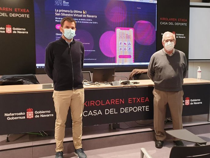 Alberto Zaro de RockTheSport y Miguel Pozueta, gerente del IND, en la presentación de la aplicación