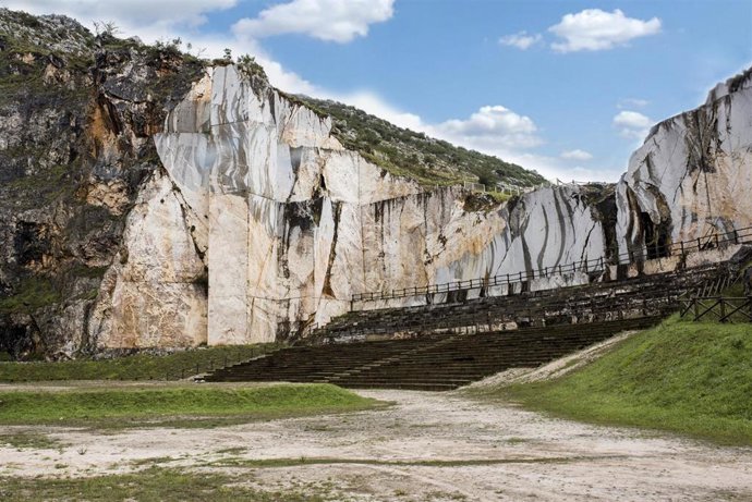 Anfiteatro en el parque natural de Armañón, en Karrantza (Bizkaia)