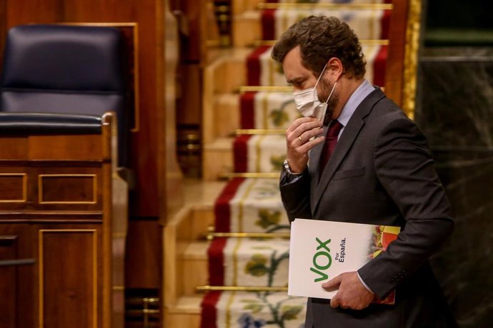 El portavoz parlamentario de Vox, Iván Espinosa de los Monteros, durante una sesión plenaria en el Congreso de los Diputados.