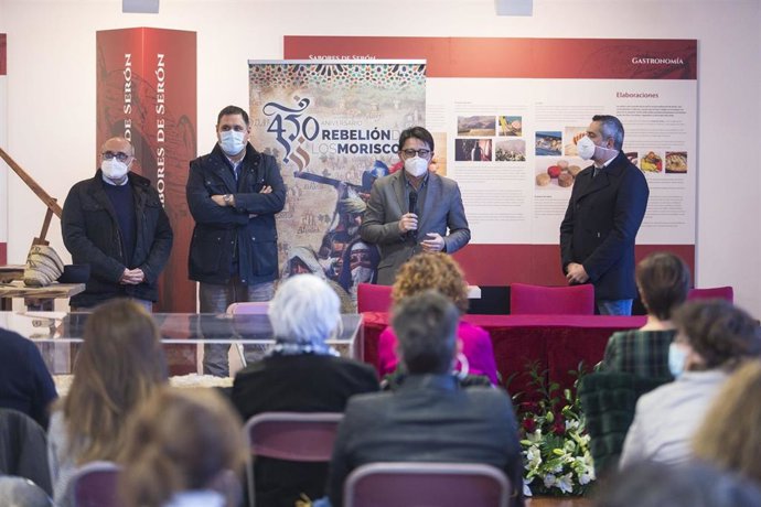 Serón. Centro Histórico de Serón. Manuel Guzmán Diputado de Cultura y Cine. Paco Francisco Alonso Director IEA. Juan Antonio Lorenzo Alcalde de Serón.