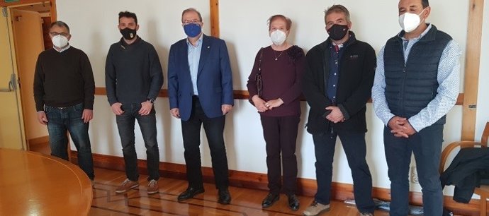 El Gobierno de Aragón da los primeros pasos para la creación de la conexión por carretera entre Colungo, Bárcabo y Naval.