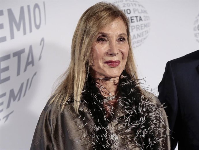 Pilar Eyre attends the '68th Premio Planeta' Literature Award,  the most valuable literature award in Spain with 601,000 euros for the winner, at the MNAC Museu Nacional dArt de Catalonia on October 15, 2019 in Barcelona, Spain.