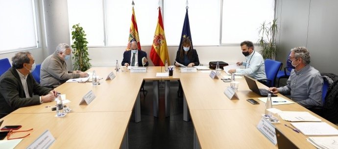 Sanidad elabora un plan para adecuar las medidas sociales y comunitarias frente a la COVID-19 en Aragón.